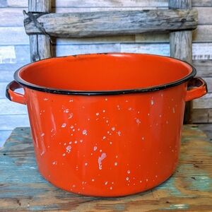 Vintage Tomato Red Enamel 9 1/3" Diameter Pot